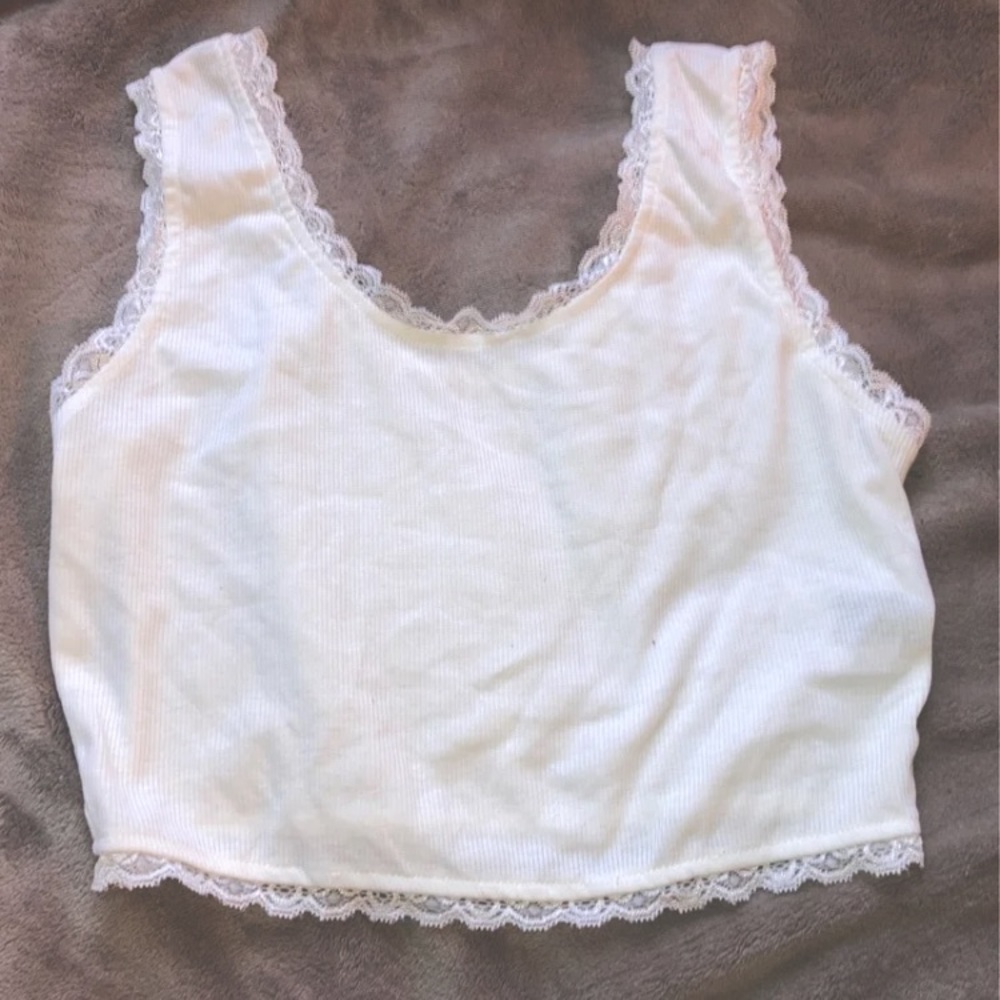 White cami crop top